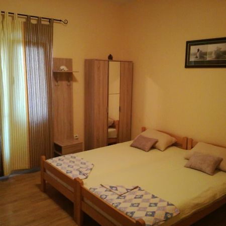 Romana 1 ติวัต ภายนอก รูปภาพ